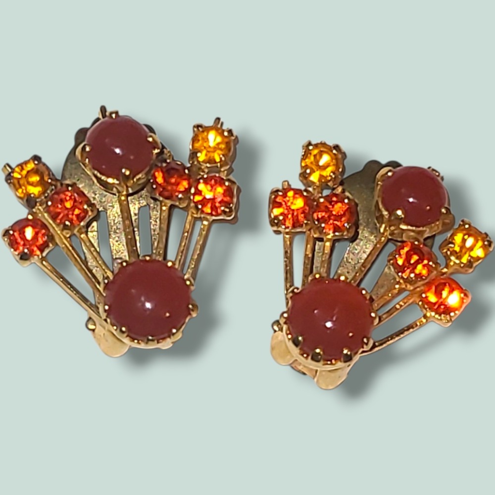 Vintage Made in Austria Amber Orange‎ Rhinestone Clip On Earrings Gold Tone